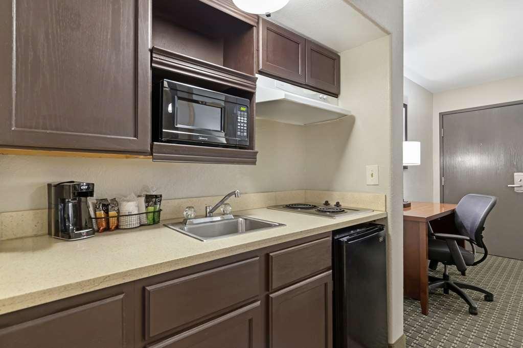 Best Western Northwest & 2*