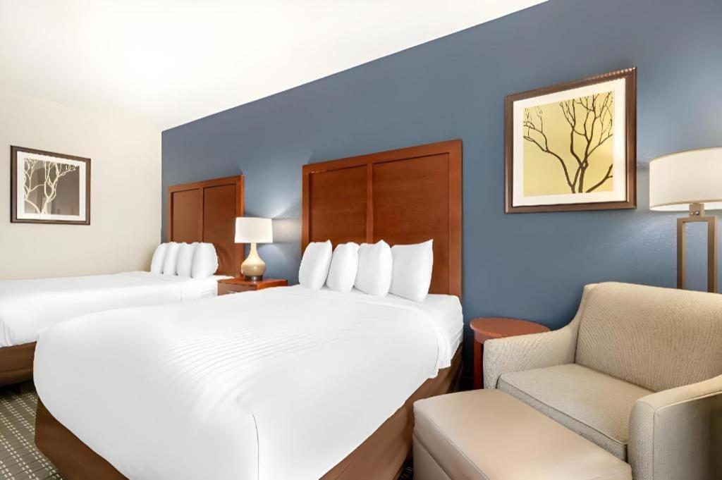 Western Northwest & Hotel Corpus Christi